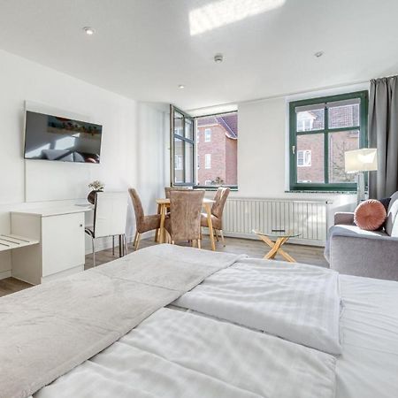 Haus Diana - Perlhuhn Apartment Варен Екстериор снимка