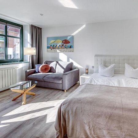 Haus Diana - Perlhuhn Apartment Варен Екстериор снимка