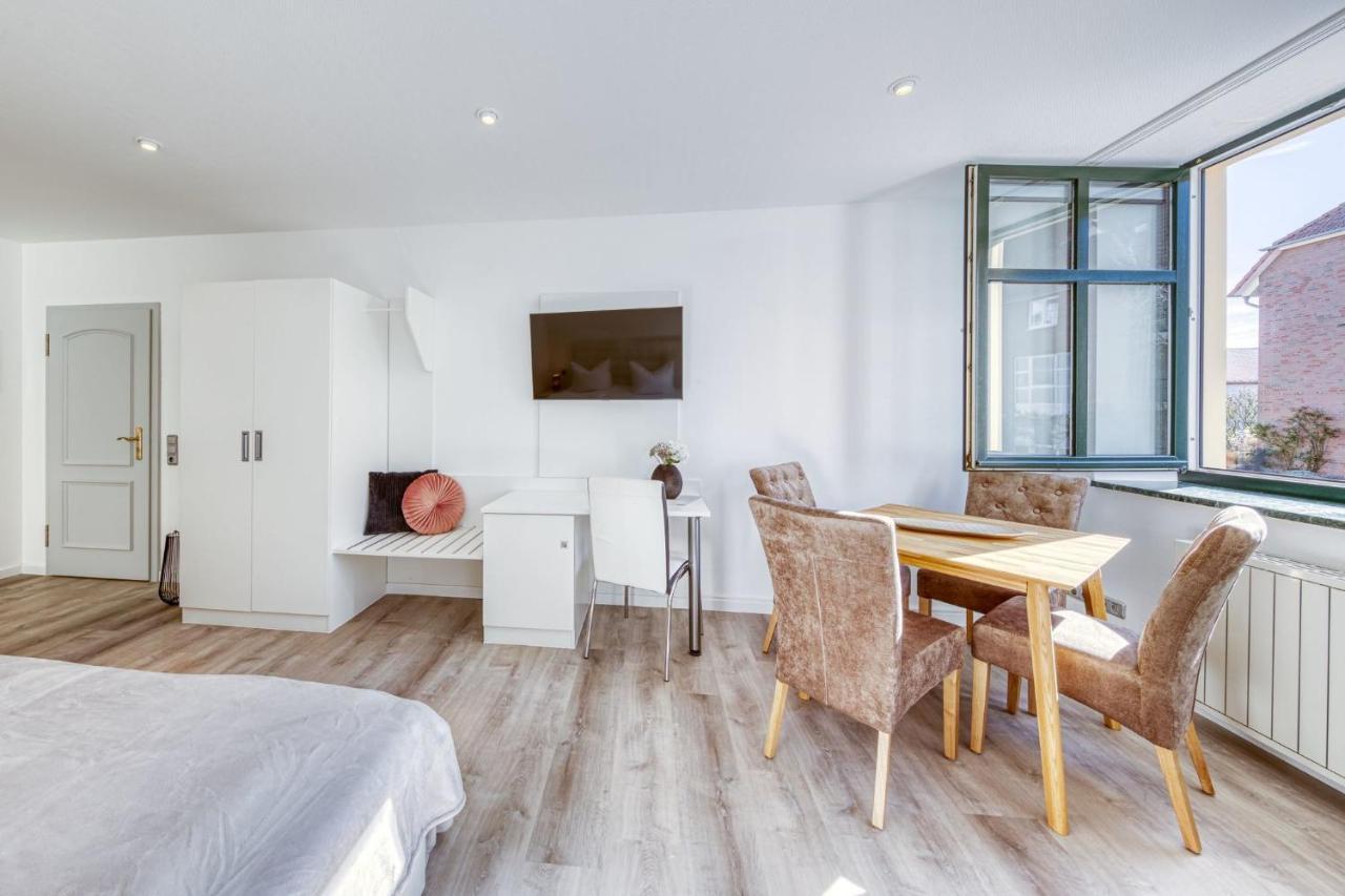 Haus Diana - Perlhuhn Apartment Варен Екстериор снимка