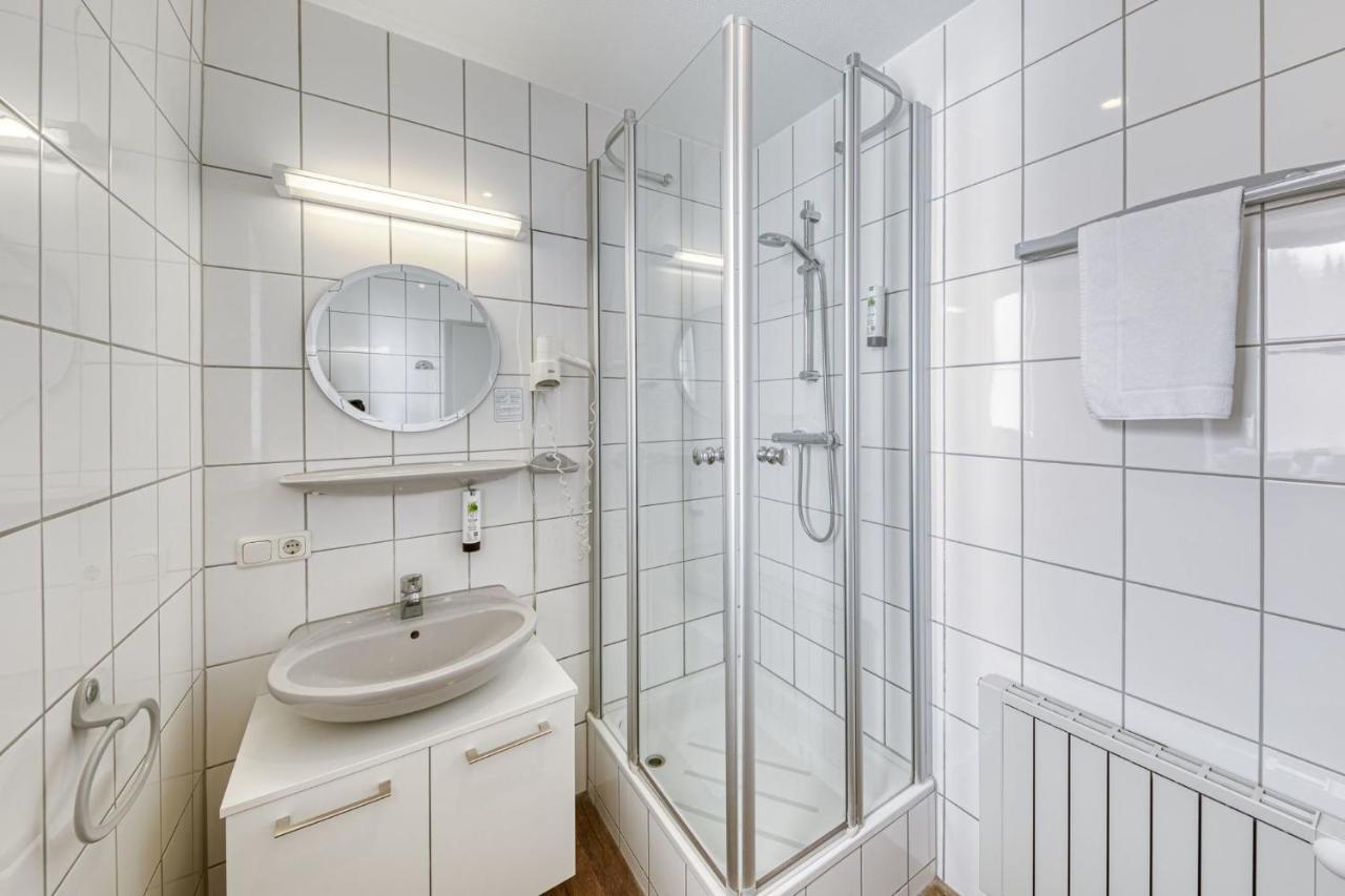 Haus Diana - Perlhuhn Apartment Варен Екстериор снимка