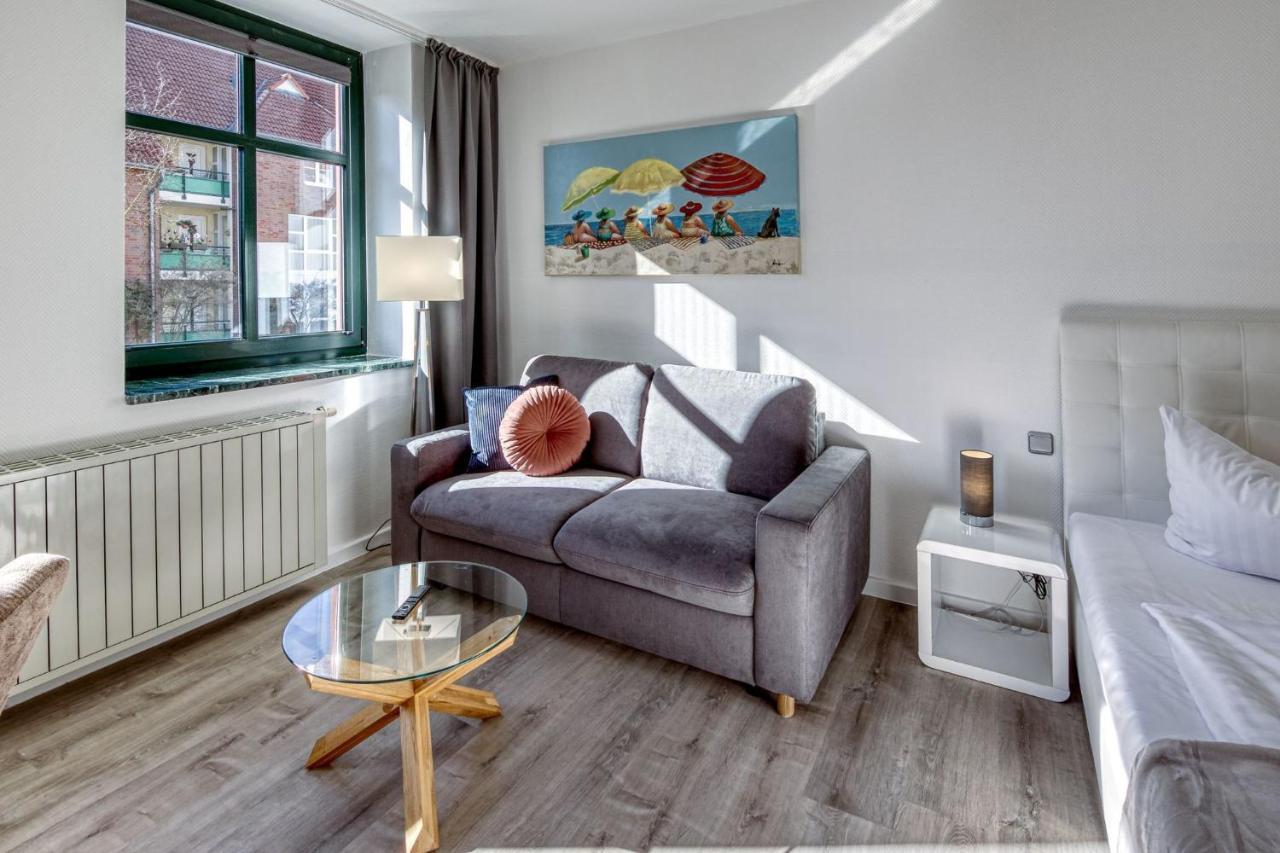 Haus Diana - Perlhuhn Apartment Варен Екстериор снимка