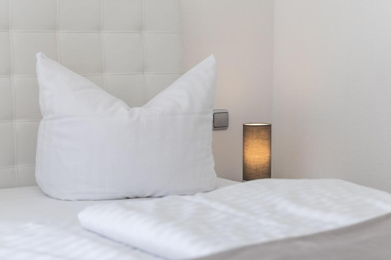 Haus Diana - Perlhuhn Apartment Варен Екстериор снимка