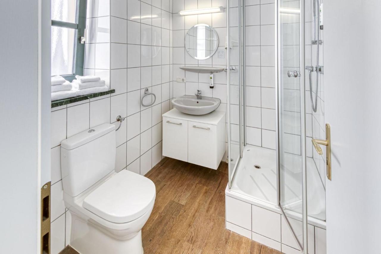 Haus Diana - Perlhuhn Apartment Варен Екстериор снимка