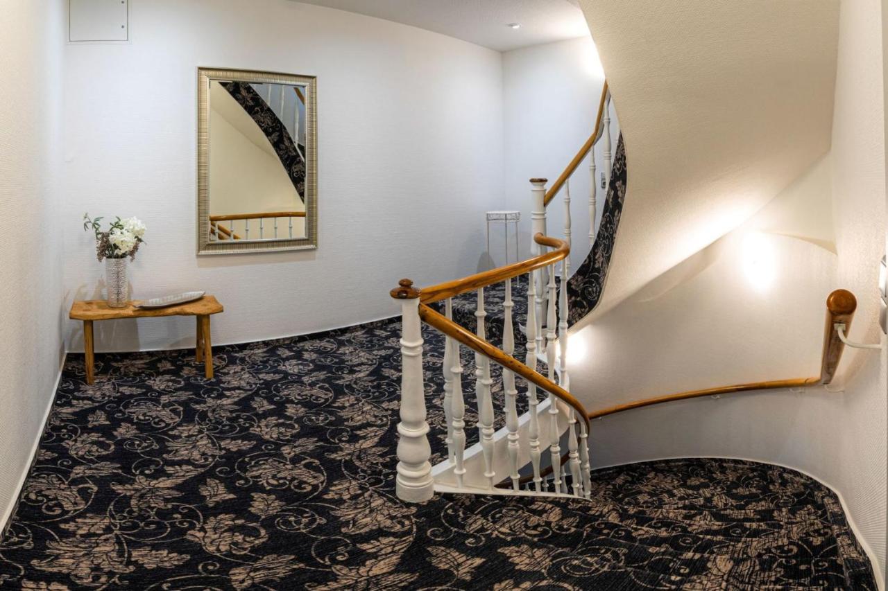 Haus Diana - Perlhuhn Apartment Варен Екстериор снимка